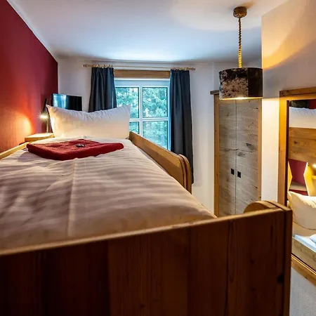 מלון Berghotel Baerenstein 3*