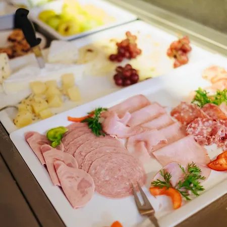 Hotell Berghotel Baerenstein 3*