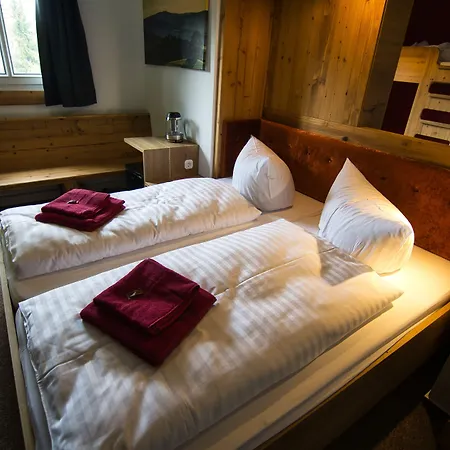 מלון Berghotel Baerenstein 3*
